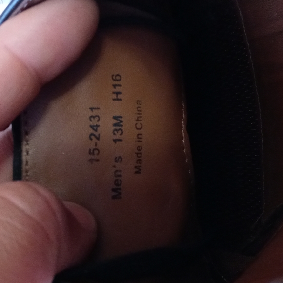 Johnston & Murphy Waterproof XC4 Size 13 M Shoes - Picture 9 of 9